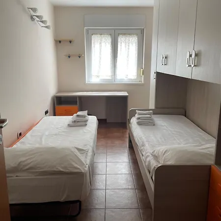 Apartment Pina's