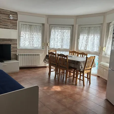 Pina's Apartment